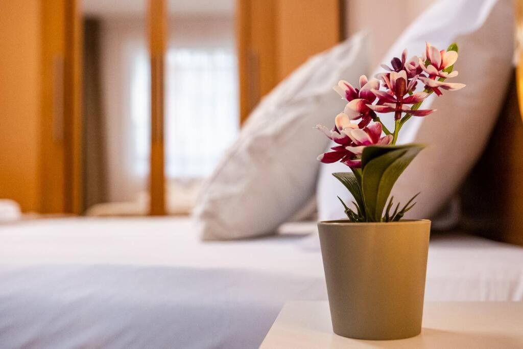 Varna Central 2Bdrm Apartment Экстерьер фото