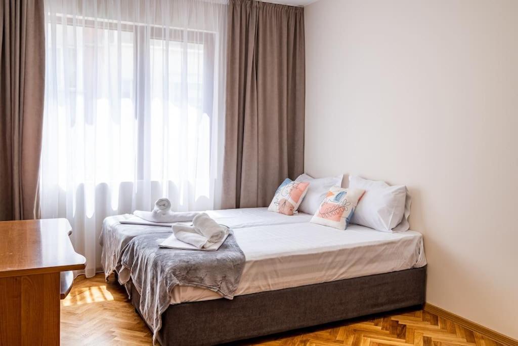 Varna Central 2Bdrm Apartment Экстерьер фото